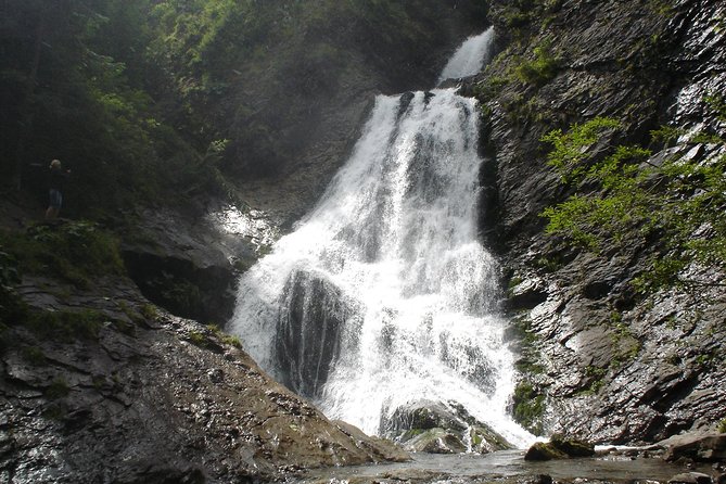 Bridal Veil Falls Rachitele - 1 Day Tour From Oradea - Key Points