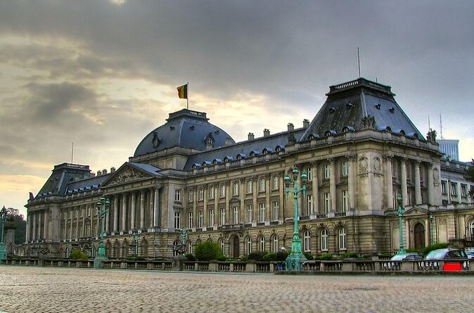 Brussels : 3-Hour Bike Tour With A Guide (Private Tour) - Key Points
