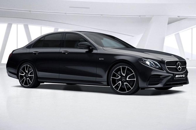 Buenos Aires Airport Transfers: Airport EZE to Buenos Aires in Business Car - About Your Stay