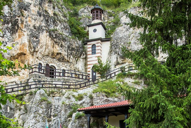 Bulgaria Full Day Tour to Veliko Tirnovo - Key Points
