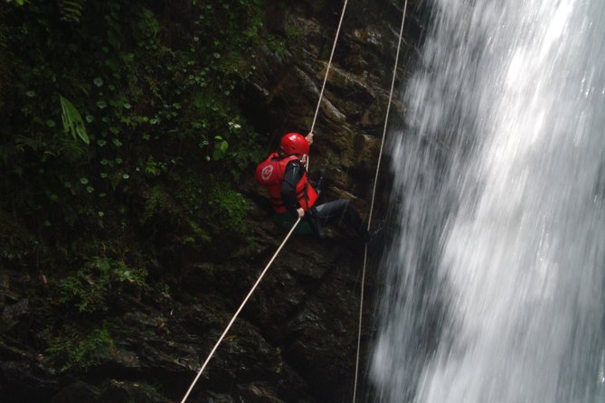 Canyoning – Cashaurco Special Offer for Holidays. for a Day -Puyo