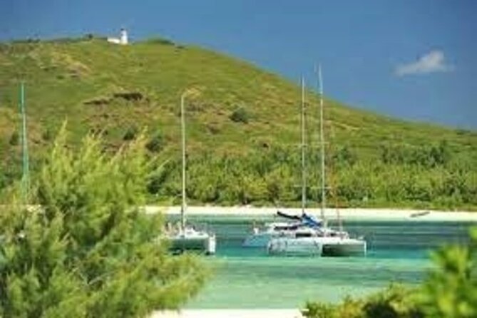 Catamaran, BBQ, Gabriel Island, Plate Island, Coin De Mire - Good To Know