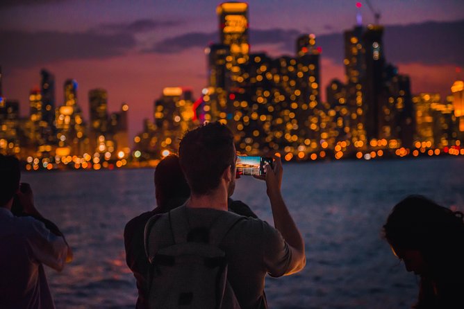 Chicago by Night: 90 Minute River and Lakefront Cruise - Good To Know