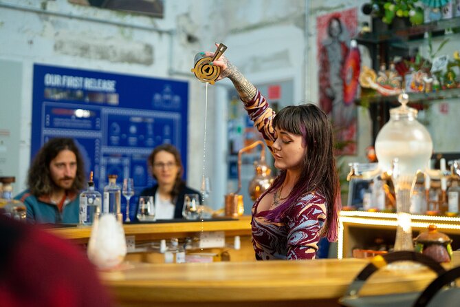 Cocktail Masterclass & Distillery Tour Combo - Key Points