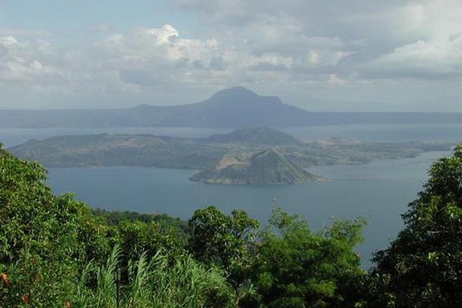 Cruise Shore Excursion of Taal Volcano With Lunch