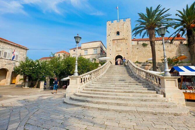 Group Speedboat Tour to Korčula, Badija Island and a Sunken Ship