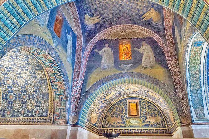Ravenna Private Guided Highlights Tour & Piadina/Gelato Tasting