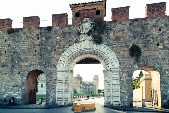 Best of Pisa Guided Walking Tour With Leaning Tower Entry Ticket