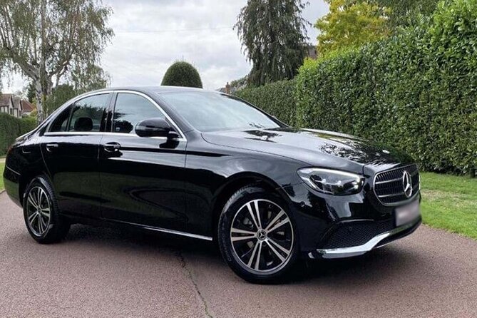 Departure Private Transfer Santiago De Compostela to SCQ Airport by Business Car - Key Points