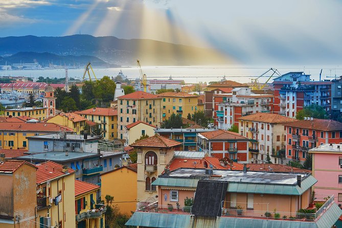 Discover the Beauties of Ancient La Spezia on a Private Walking Tour - Exploring the Charming Old Town