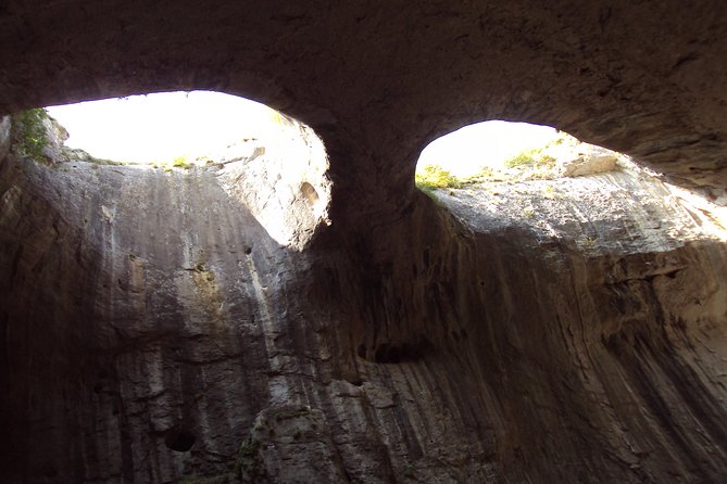 Eyes of God, Saeva Dupka Caves and the Blue Ostrich Farm - Private Day Trip - Good To Know