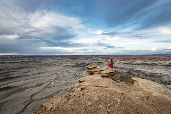 Factory Butte and Moonscape Overlook Guided Tour - Tour Overview and Highlights