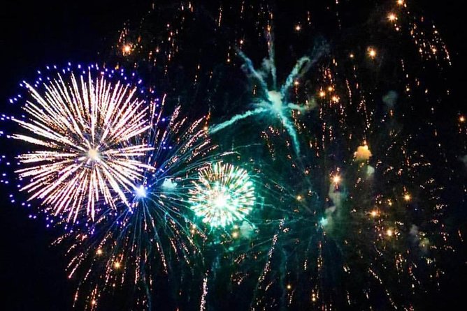 Friday Night Catamaran Fireworks Sail With Open Bar - Good To Know