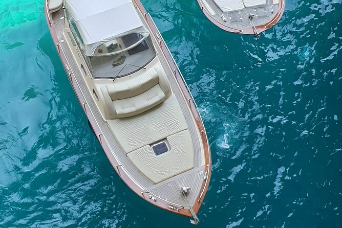 From Capri: 3hrs Island Tour & Optional Blue Grotto - Key Points