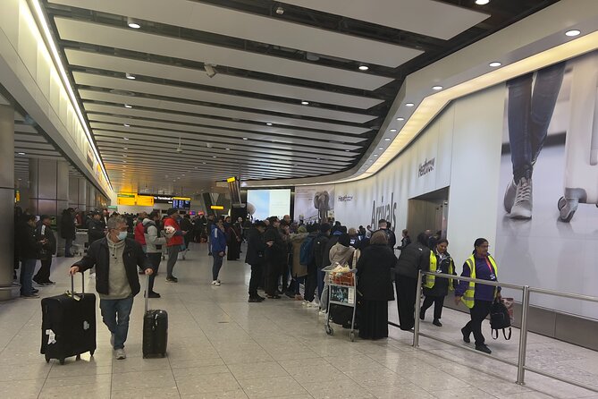 From Gatwick Airport to Heathrow Airport | Private Transfer - Key Points
