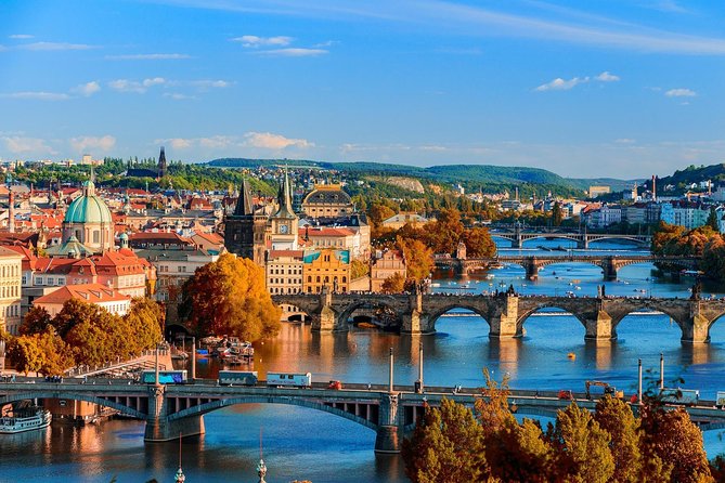 From Salzburg to Prague, Private Transfer With 2h of Sightseeing - Good To Know