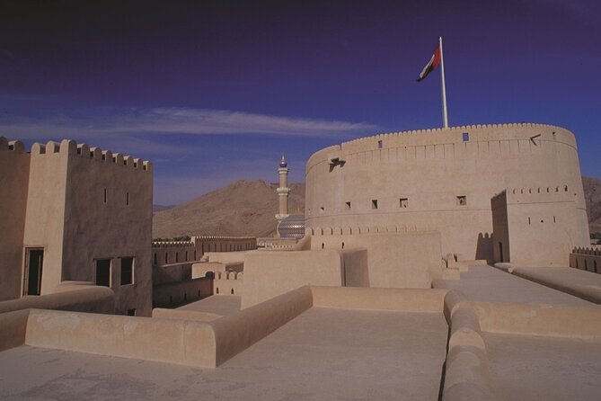 Full-Day Grand Canyon and Nizwa Tour by 4×4