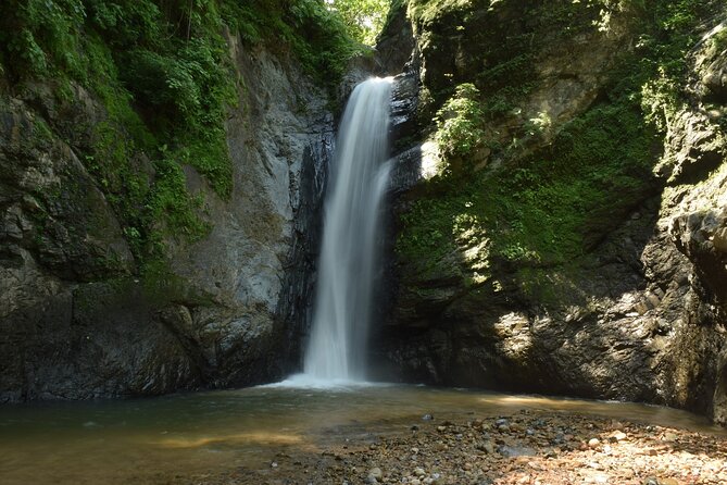 Full-Day Guided Horseback Riding Tour in Cerro Verde With Lunch - Key Points
