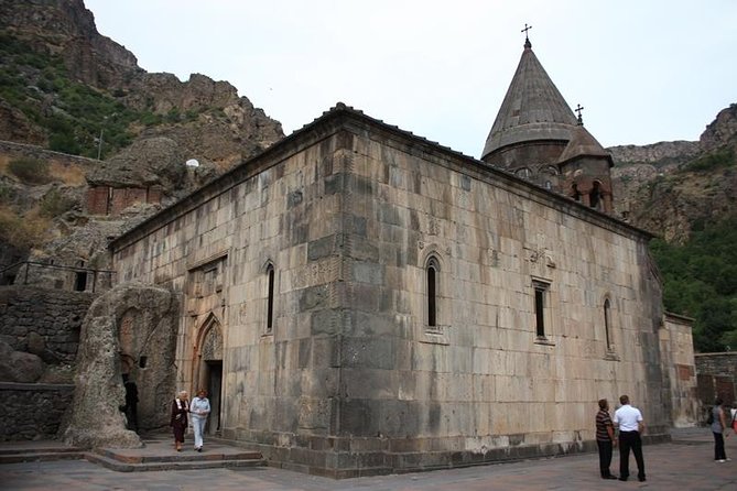 Garni-Geghard Pagan & Christian Private Tour - Tour Highlights