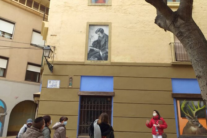 Gastro-Cultural Guided Tour in Huesca
