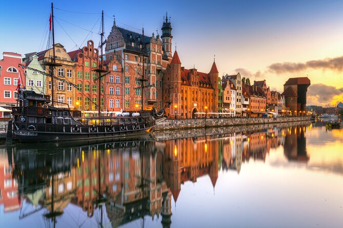Gdansk by Night - Walking Tour - Exploring Gdansks Nightlife