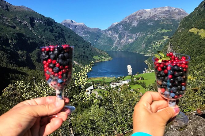Geiranger Tour in the Footsteps of Royalty  - Andalsnes - Good To Know