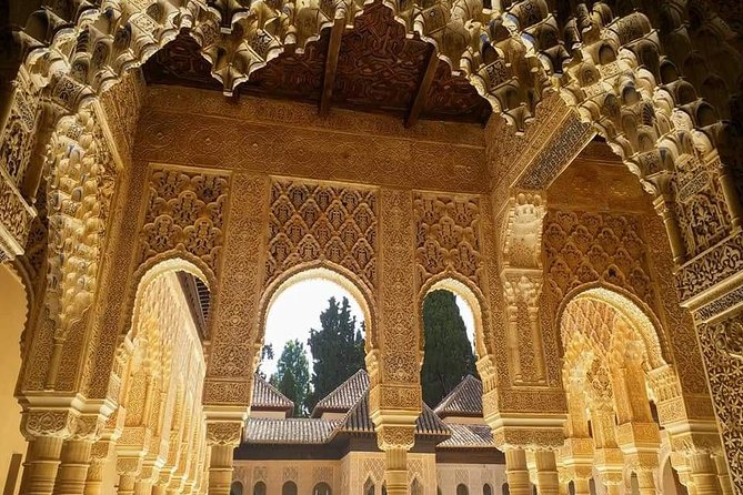 Granada: Alhambra Comlex + Nasrid Palaces + Alcazaba Guided Tour - Tour Overview