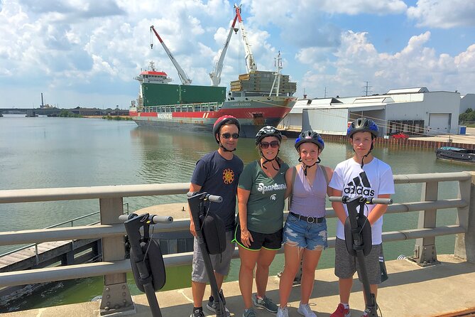 Green Bay E-Scooter Guided Glide W/ Private Tour Option - History of the Green Bay Packers