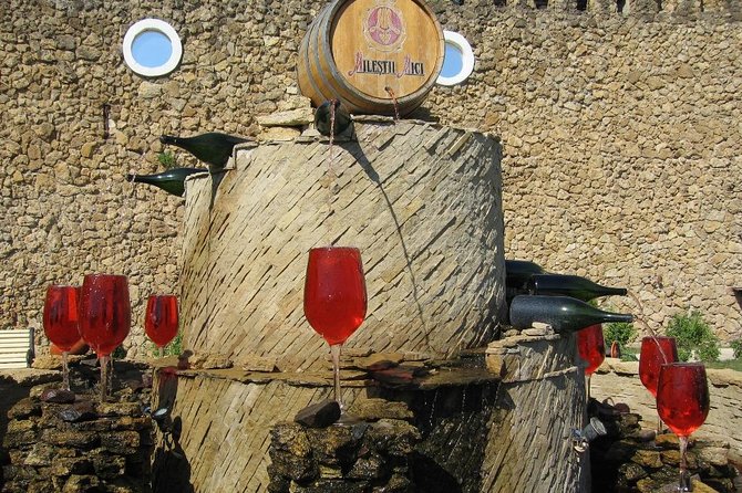 GROUP- Milestii Mici Winery, Transnistria and Bender Fortress - Good To Know