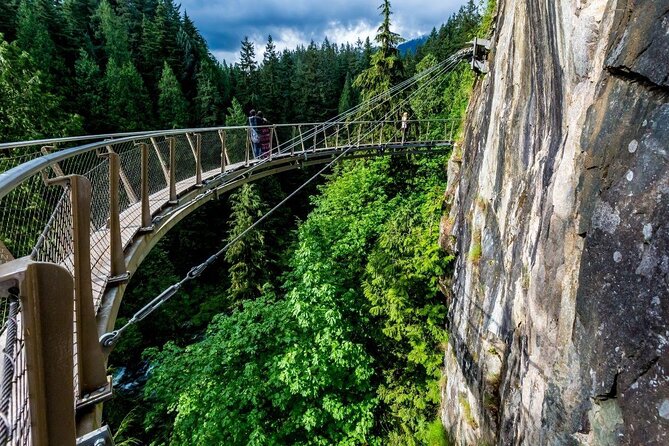 Grouse Mountain & Capilano Suspension Bridge Park - Good To Know