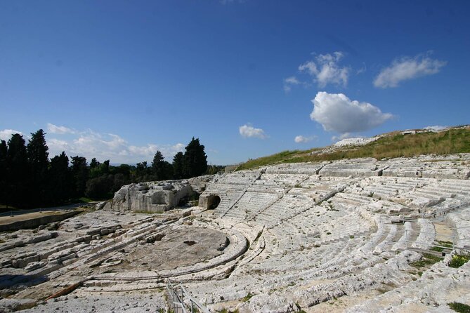 Guided Tour of the Greek Theater and the Neapolis of Syracuse - Key Points