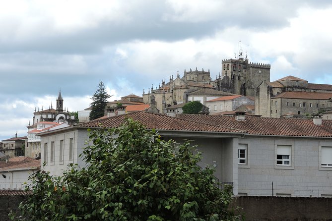 Guided Walking Tour of the Historic District of Tui