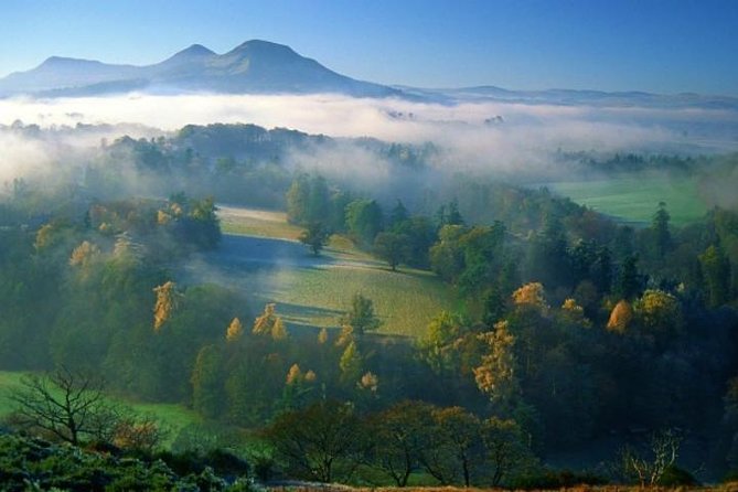 Hadrians Wall Luxury Private Day Tour With Scottish Local - Tour Overview