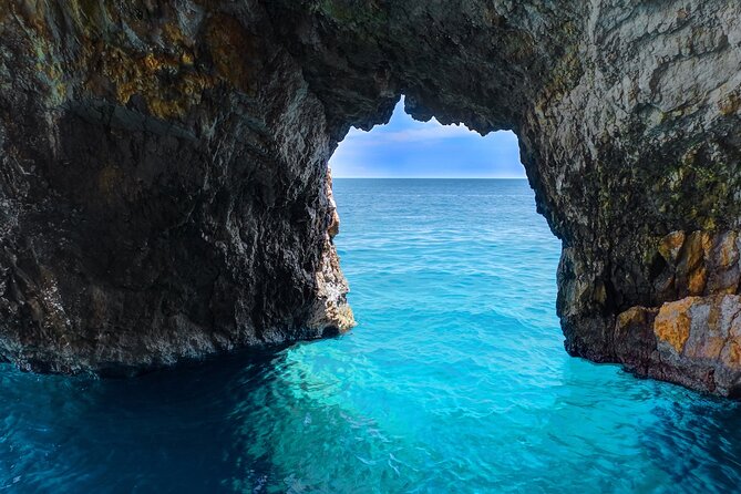 Half-Day Guided Tour Shipwreck and Blue Caves Review - Key Points