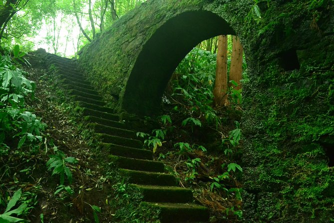 Half Day Hiking Tour Janela Do Inferno and Lagoa Do Fogo - Key Points