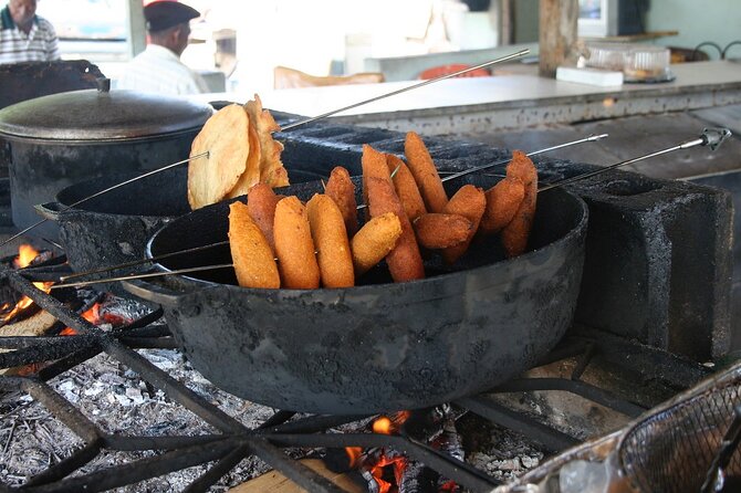 Half-Day: Old San Juan, Santurce, La Placita, Loíza & Carolina - Good To Know
