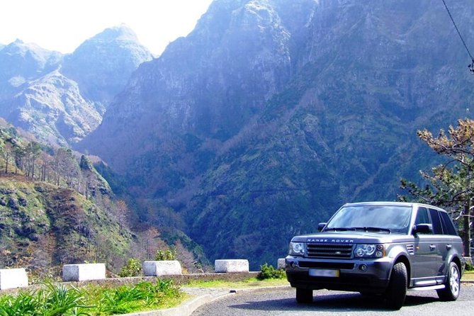 Half Day Private VIP Expeditions – 4WD Tour