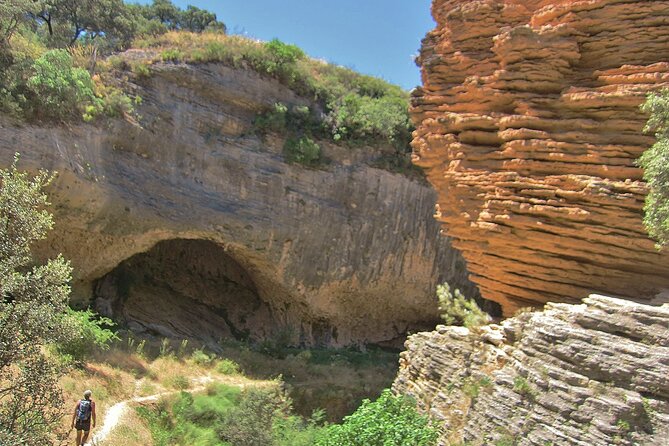 Hiking - Tajo Del Abanico - 7km Moderate - Key Points