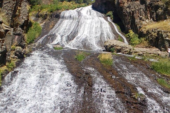 Jermuk (Waterfall), Noravank, Wine Degustation, Khor Virap - Good To Know