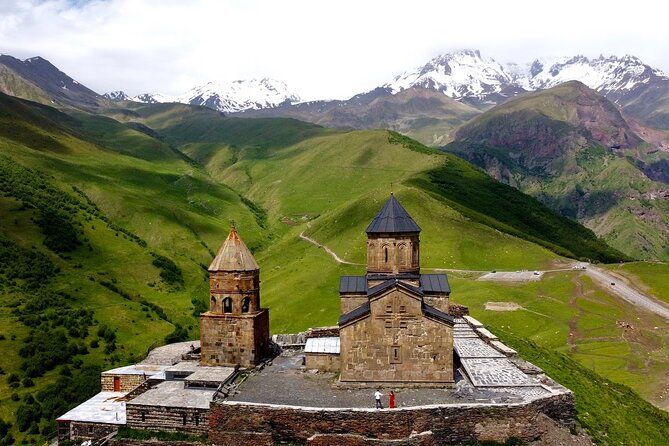 Kazbegi and Gudauri Mountains Full Day Group Tour From Tbilisi - Key Points