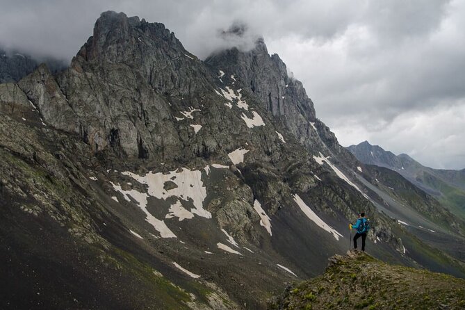 Kazbegi - One Day Trekking Private Tour to Chaukhi Pass 3341 M - Key Points