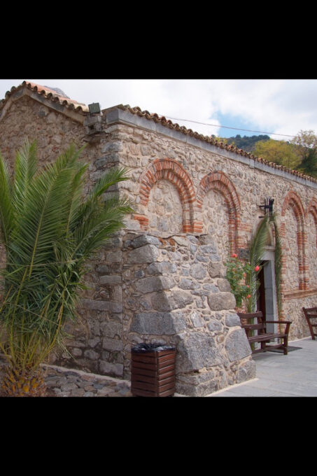 Knossos & Lastihi: Knossos Palace & Cave of Zeus Guided Tour - Transportation and Logistics