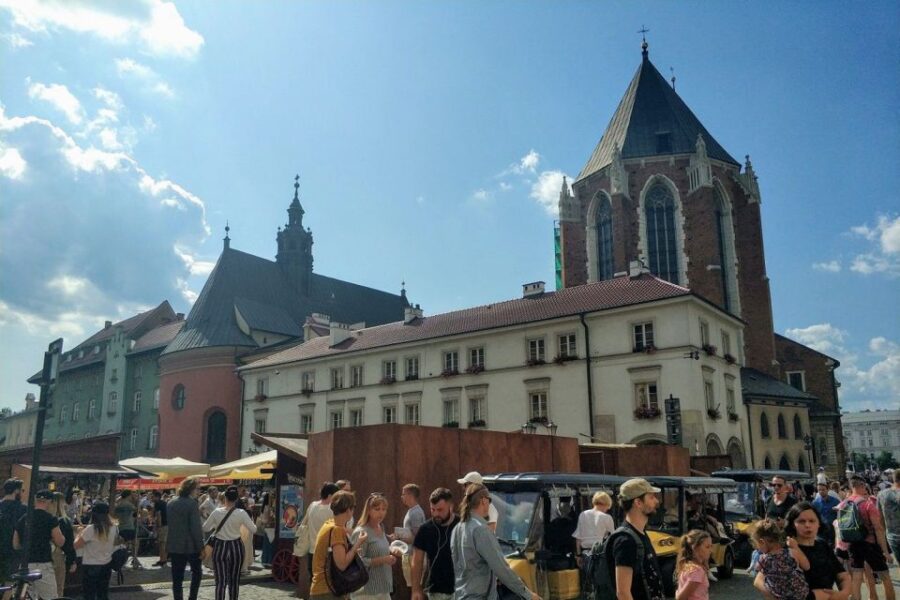 Krakow: Group Electric Golf Cart Tour of the Old Town - Highlights of the Experience