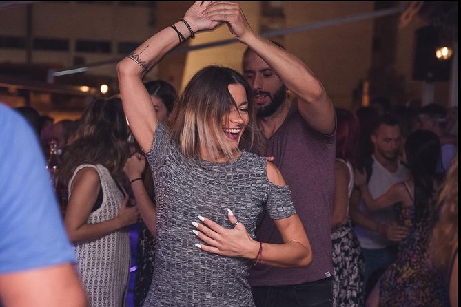Lisbon Salsa Lovers Dancing Experience! - Salsa Instruction and Atmosphere