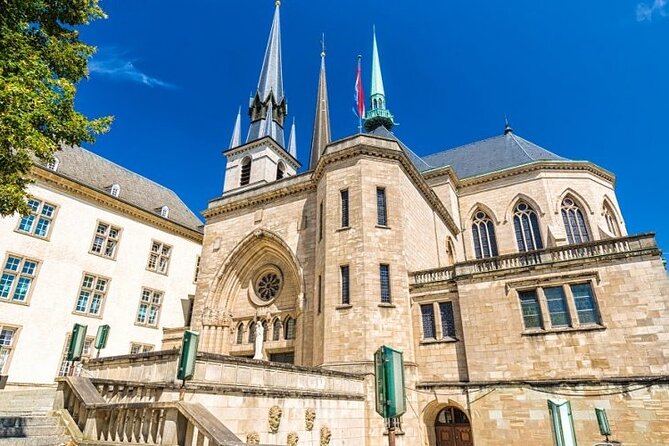 Luxembourg City Self-Guided Audio Tour - Key Points
