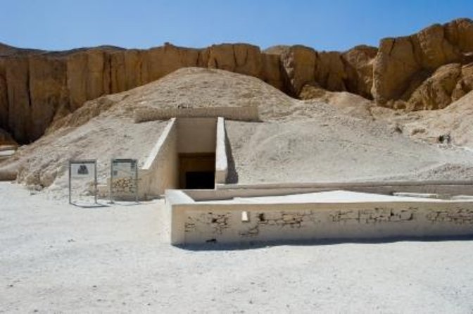 Luxor Tour From Hurghada in Private - Key Points