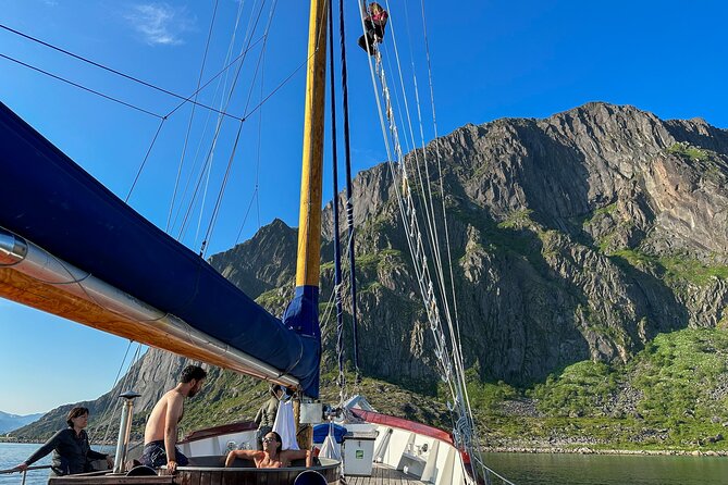 Luxury Lofoten Yacht Tour W Kayak SUP Hot Tub BBQ & Beach Bonfire - Good To Know