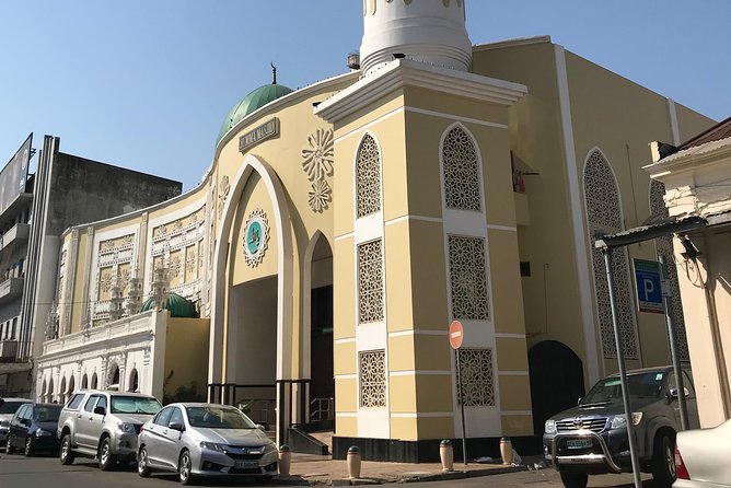 Maputo Indispensable Downtown Walking Tour With Refreshments - Overview of the Tour