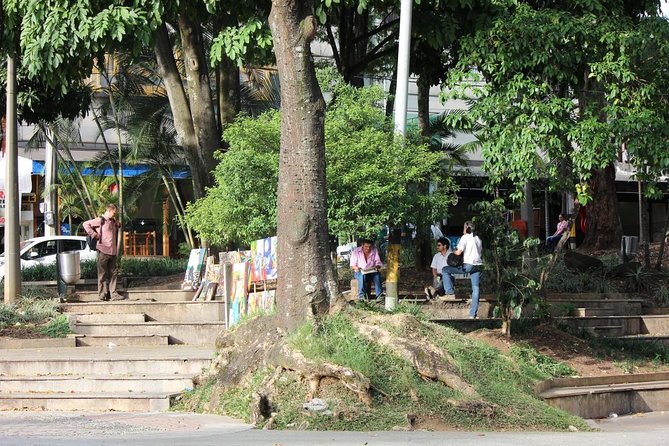 Medellin Pub Crawl Including Food and City Tour - About Your Stay