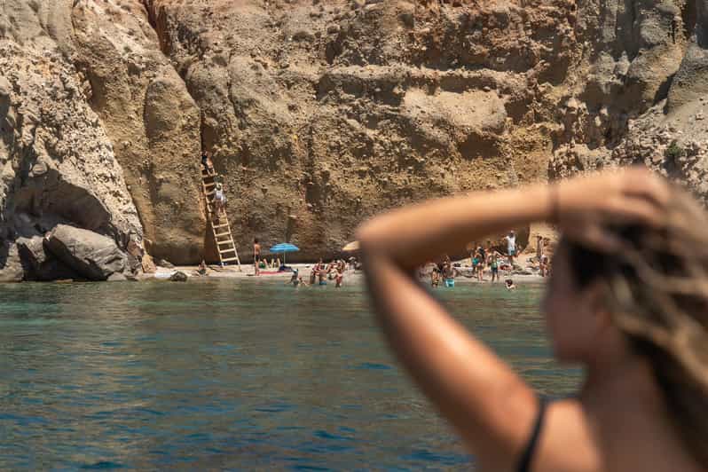 Milos, Polyegos : Island Excursion With Blue Bay Exploration - Good To Know